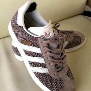 Adidas Gazelle Sneakers